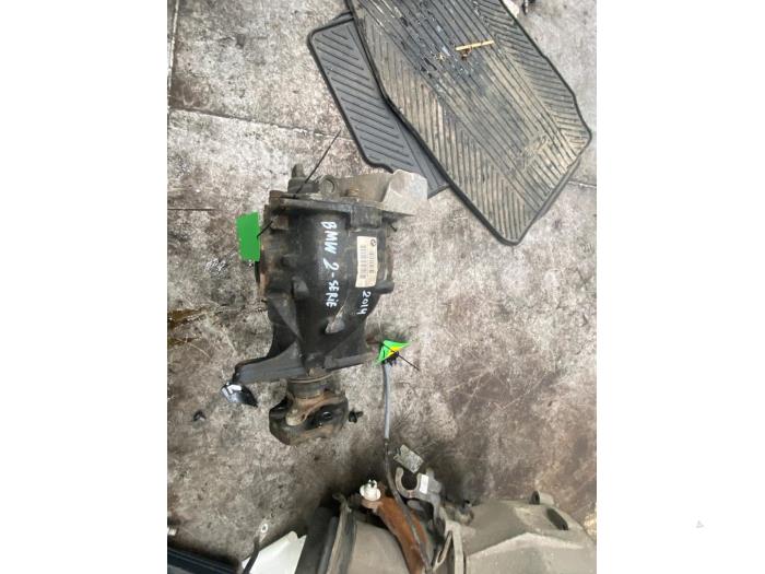 Gebrauchte Differential hinten BMW 2 serie (F22) 220i 2.0 Turbo 16V Preis € 217,80 Mit Mehrwertsteuer angeboten von Autosloperij de Turk