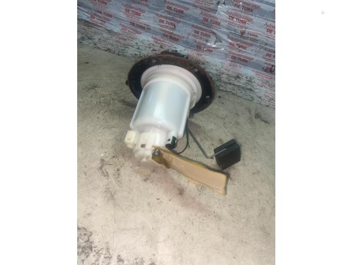 Usagé Pompe essence Suzuki Alto (RF410) 1.1 16V Prix € 26,62 Prix TTC proposé par Autosloperij de Turk