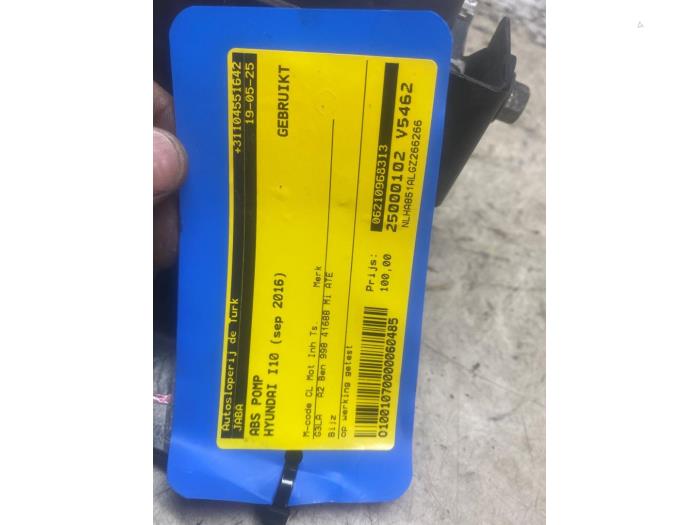 Bloc ABS d'un Hyundai i10 (B5) 1.0 12V 2016