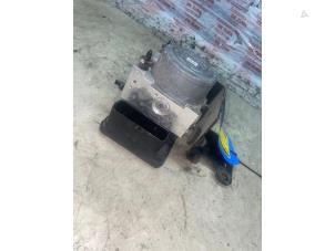 Bloc ABS d'un Hyundai i10 (B5) 1.0 12V 2016