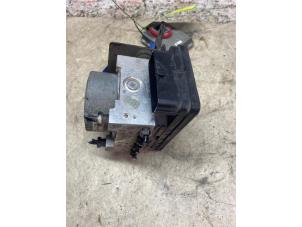 Bloc ABS d'un Hyundai i10 (B5) 1.0 12V 2016