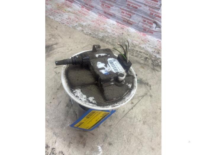 Usagé Pompe essence Peugeot 207/207+ (WA/WC/WM) 1.6 16V VTi Prix € 26,62 Prix TTC proposé par Autosloperij de Turk