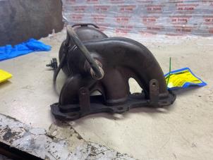 Usados Catalizador Volkswagen Polo V (6R) 1.2 12V Precio € 242,00 IVA incluido ofrecido por Autosloperij de Turk