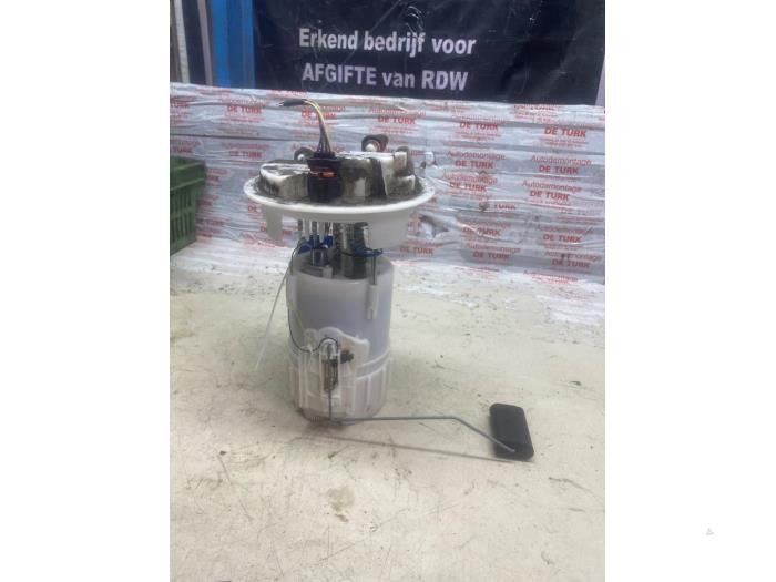Begagnade Bensinpump Peugeot 208 I (CA/CC/CK/CL) 1.0 Vti 12V PureTech Pris € 18,15 Inklusive moms erbjuds av Autosloperij de Turk