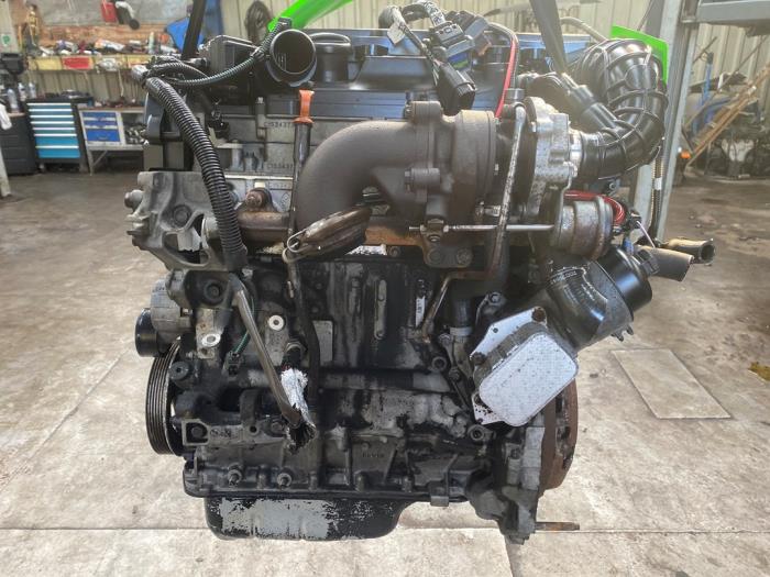 Engine from a Citroën Nemo (AA) 1.4 HDi 70 2008