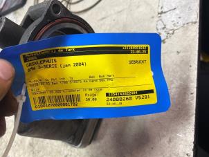 Boitier papillon d'un BMW 3 serie Touring (E46/3) 316i 16V 2004