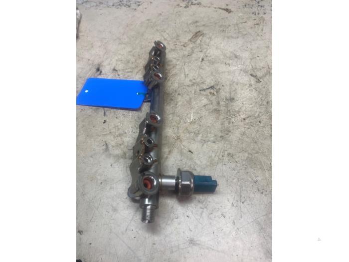 Usagé Système d'injection Nissan Qashqai (J11) 1.2 DIG-T 16V Prix € 65,34 Prix TTC proposé par Autosloperij de Turk