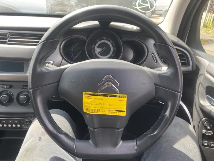Begagnade Ratt Citroen C3 (SC) 1.0 Vti 68 12V Pris € 32,67 Inklusive moms erbjuds av Autosloperij de Turk