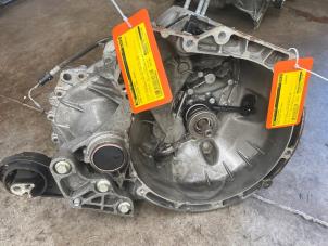 Usagé Boîte de vitesse Ford Fiesta 7 1.0 EcoBoost 12V 100 Prix € 490,05 Prix TTC proposé par Autosloperij de Turk