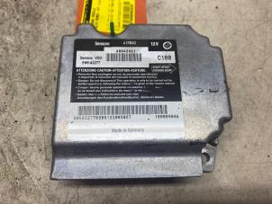 Usados Módulo de Airbag Alfa Romeo 147 (937) 1.6 Twin Spark 16V Precio € 38,72 IVA incluido ofrecido por Autosloperij de Turk