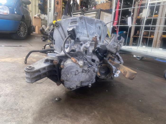 Getriebe van een Alfa Romeo 147 (937) 1.6 Twin Spark 16V 2006