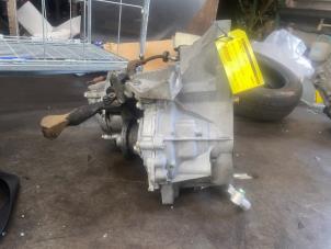 Getriebe van een Alfa Romeo 147 (937) 1.6 Twin Spark 16V 2006