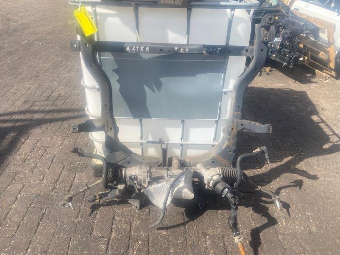 Underram Opel Astra J GTC (PD2/PF2), 2011 / 2018 1.4 Turbo 16V ecoFLEX 120, Halvkombi (Hatchback), 2 dörrar, Bensin, 1.364cc, 88kW (120pk), FWD, B14NET, 2015-03 / 2018-10 (Begagnad)