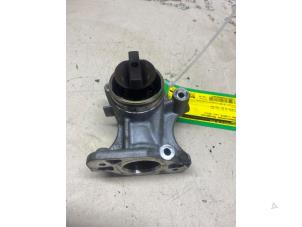 Gebrauchte Kraftstoffpumpe Mechanisch BMW 1 serie (F21) 116i 1.6 16V Preis € 145,20 Mit Mehrwertsteuer angeboten von Autosloperij de Turk