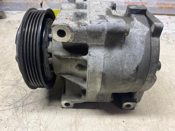 Usagé Pompe clim Fiat Punto II (188) 1.2 60 S Prix € 60,50 Prix TTC proposé par Autosloperij de Turk