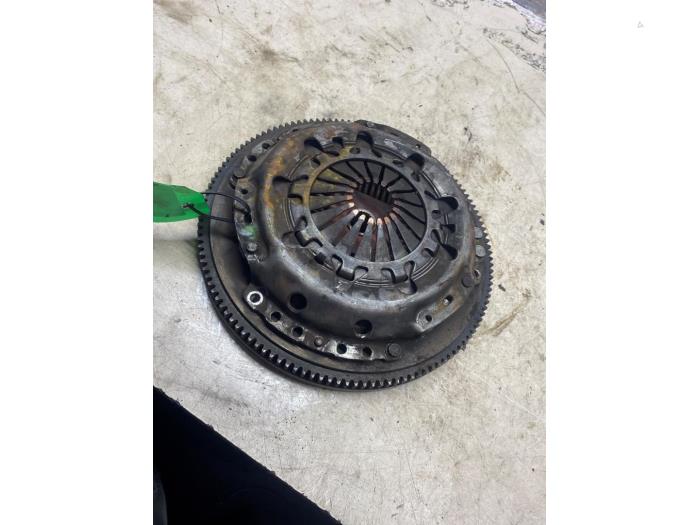 Used Flywheel Volkswagen Polo IV (9N1/2/3) 1.4 16V Price € 90,75 Inclusive VAT offered by Autosloperij de Turk