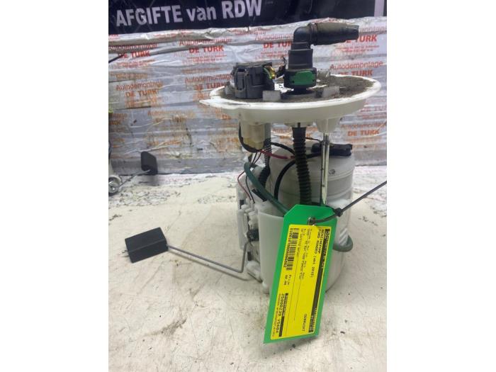 Begagnade Bensinpump Ford Mondeo V 1.5 EcoBoost 16V Pris € 96,80 Inklusive moms erbjuds av Autosloperij de Turk