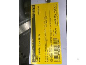 Motor van een Ford Mondeo V Wagon 1.5 TDCi 2015