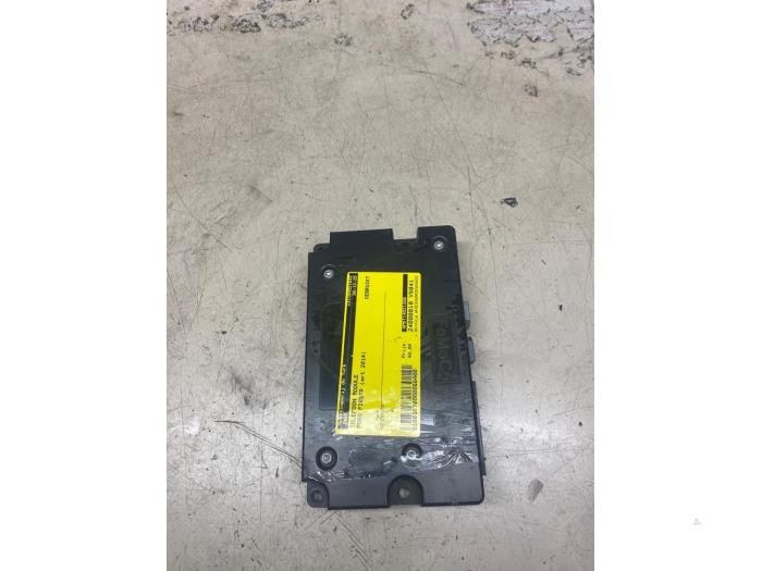 Begagnade Telefonmodul Ford Fiesta 6 (JA8) 1.0 EcoBoost 12V 125 Pris € 48,40 Inklusive moms erbjuds av Autosloperij de Turk
