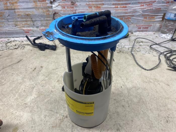 Usagé Pompe essence Audi TT (8J3) 2.0 TFSI 16V Prix € 36,30 Prix TTC proposé par Autosloperij de Turk