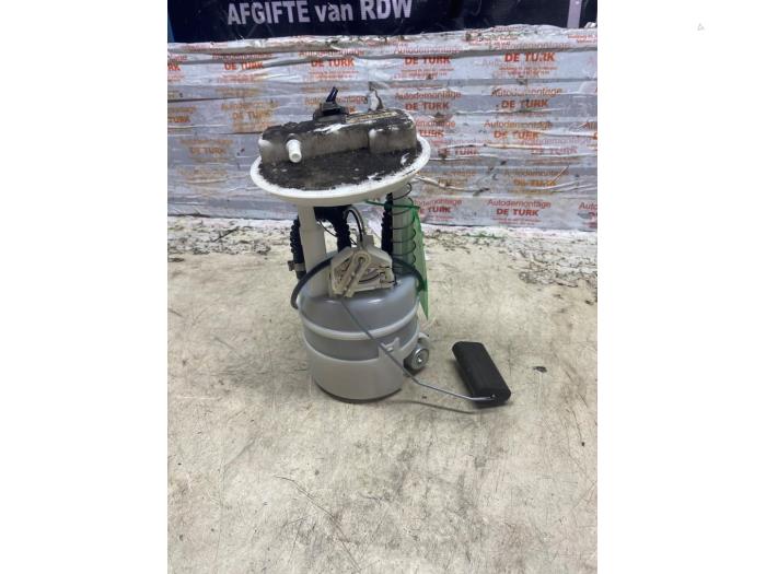 Usagé Pompe essence Nissan Juke (F15) 1.2 DIG-T 16V Prix € 48,40 Prix TTC proposé par Autosloperij de Turk