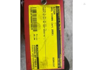 Kolben van een Opel Vivaro 2.0 CDTI 122 2020