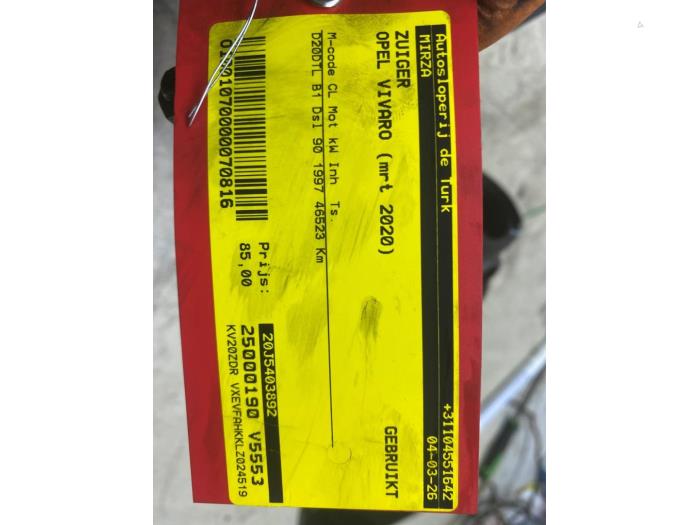 Kolben van een Opel Vivaro 2.0 CDTI 122 2020