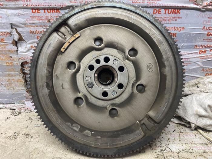 Used Flywheel Nissan Juke (F15) 1.2 DIG-T 16V Price € 84,70 Inclusive VAT offered by Autosloperij de Turk