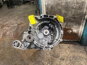 Getriebe van een Ford EcoSport (JK8) 1.0 EcoBoost 12V 125 2016