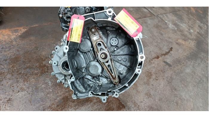 Usagé Boîte de vitesse Mini Mini (F55) 2.0 16V Cooper S Prix € 302,50 Prix TTC proposé par Autosloperij de Turk
