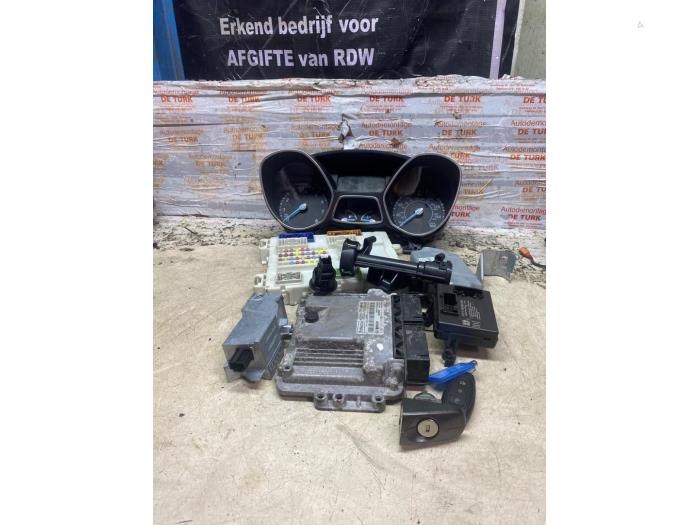Used Ignition lock + computer Ford Focus 3 1.0 Ti-VCT EcoBoost 12V 125 Price € 242,00 Inclusive VAT offered by Autosloperij de Turk