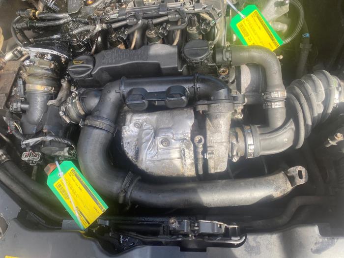 Engine from a Ford Focus 2 Wagon 1.6 TDCi 16V 100 2009