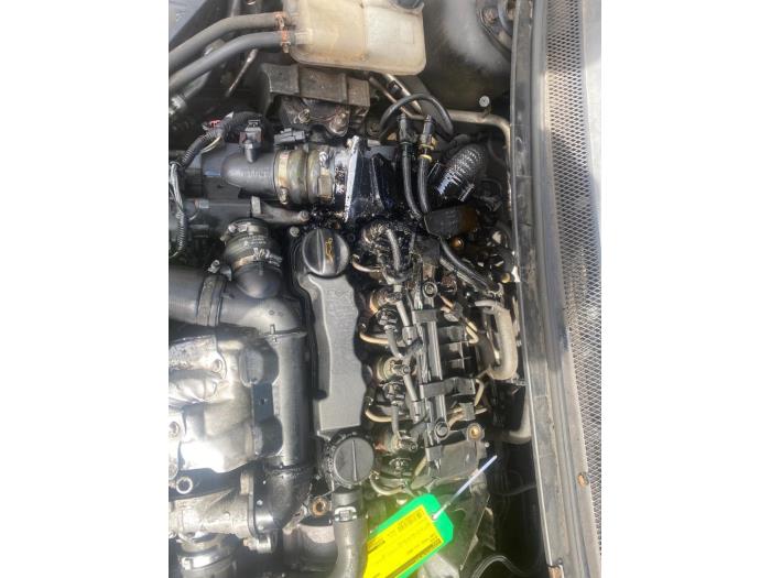 Engine from a Ford Focus 2 Wagon 1.6 TDCi 16V 100 2009