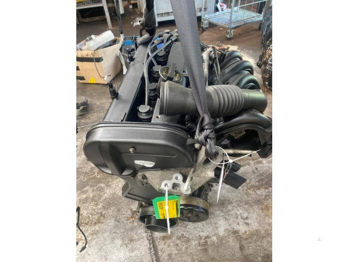 Gebrauchte Motor Ford Fusion 1.4 16V Preis € 181,50 Mit Mehrwertsteuer angeboten von Autosloperij de Turk