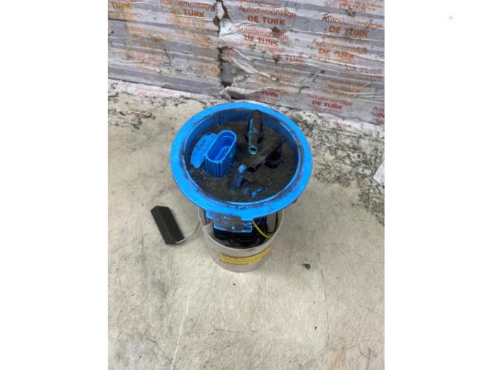 Begagnade Bensinpump Audi TT (8J3) 1.8 TFSI 16V Pris € 36,30 Inklusive moms erbjuds av Autosloperij de Turk