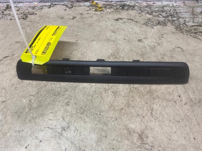 Usados Interruptor Citroen Jumpy 1.5 Blue HDi 100 Precio € 18,15 IVA incluido ofrecido por Autosloperij de Turk