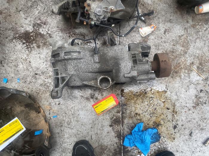 Gebrauchte Differential hinten Landrover Range Rover Evoque (LVJ/LVS) 2.2 SD4 16V Preis € 605,00 Mit Mehrwertsteuer angeboten von Autosloperij de Turk