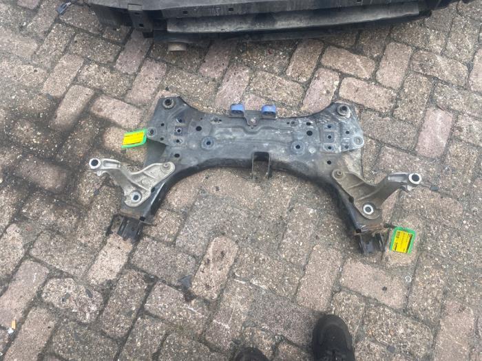 Used Subframe Renault Clio V (RJAB) 1.0 TCe 90 12V Price € 181,50 Inclusive VAT offered by Autosloperij de Turk