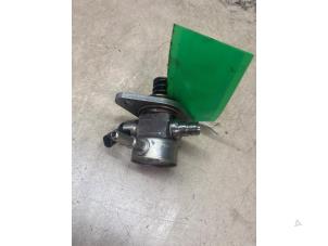 Högtryckspump från en Peugeot 308 (L3/L8/LB/LH/LP) 1.2 12V e-THP PureTech 130 2016