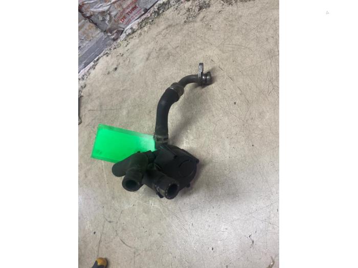 Begagnade Extra vattenpump Peugeot 308 (L3/L8/LB/LH/LP) 1.2 12V e-THP PureTech 130 Pris € 60,50 Inklusive moms erbjuds av Autosloperij de Turk