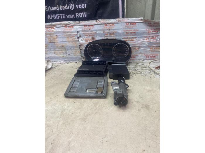 Used Ignition lock + computer Volkswagen Polo IV (9N1/2/3) 1.2 Price € 66,55 Inclusive VAT offered by Autosloperij de Turk