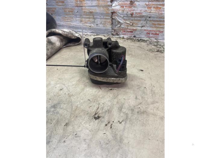 Usagé Boitier papillon Volkswagen Polo IV (9N1/2/3) 1.4 16V Prix € 18,15 Prix TTC proposé par Autosloperij de Turk