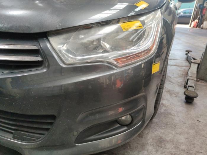Używane Reflektor lewy Citroen C4 Berline (NC) 1.4 16V VTi Cena € 84,70 Z VAT oferowane przez Autosloperij de Turk