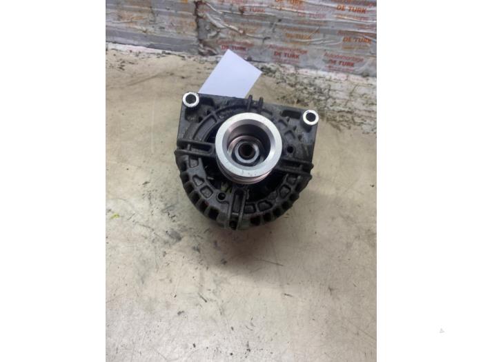 Usagé Dynamo Opel Zafira (M75) 1.6 16V Prix € 54,45 Prix TTC proposé par Autosloperij de Turk