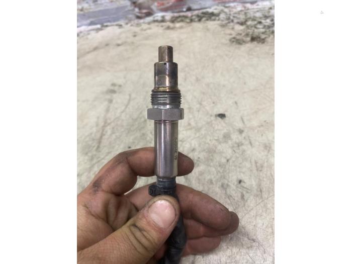 Sonde lambda d'un BMW 3 serie (E90) 318i 16V 2010