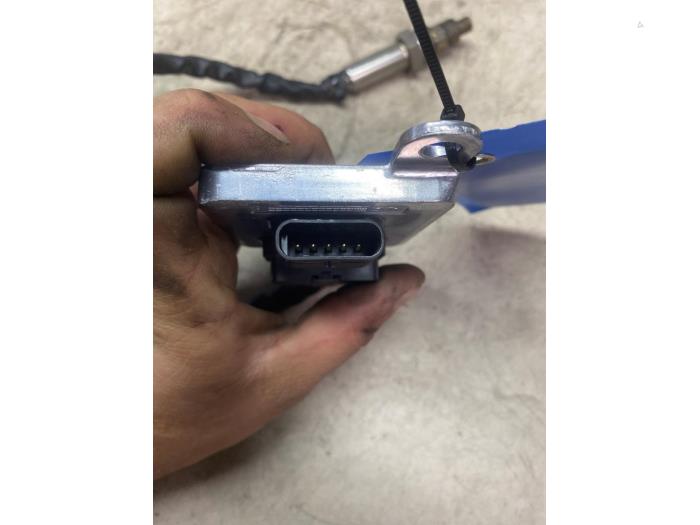 Sonde lambda d'un BMW 3 serie (E90) 318i 16V 2010