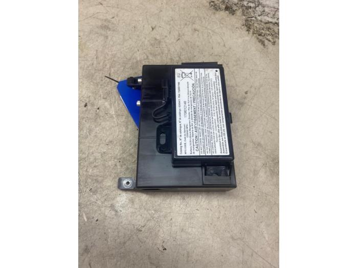Używane Modul WiFi Opel Crossland (X) 1.2 Turbo 12V Cena € 48,40 Z VAT oferowane przez Autosloperij de Turk