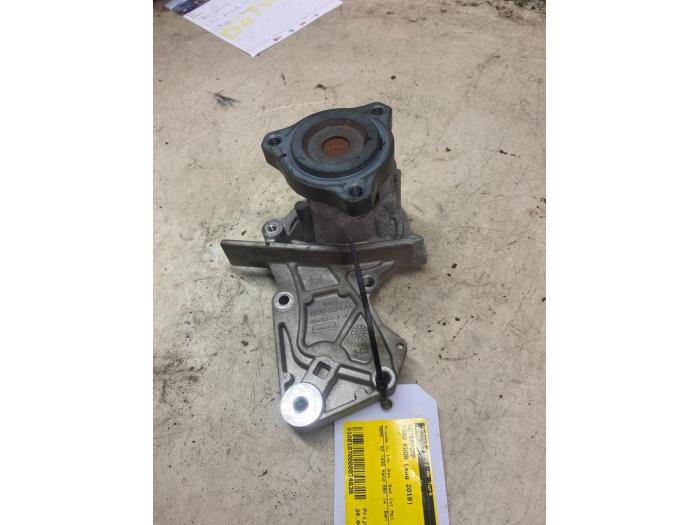 Usagé Pompe à eau Ford Kuga II (DM2) 1.5 EcoBoost 16V 150 Van Prix € 36,30 Prix TTC proposé par Autosloperij de Turk