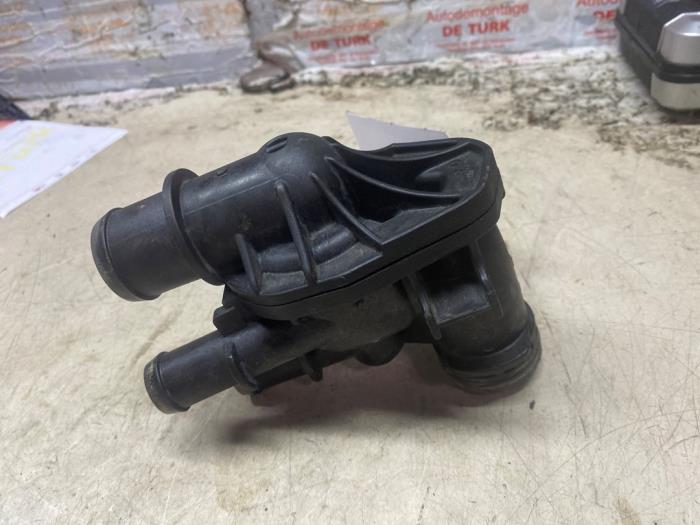 Usagé Thermostat Ford Kuga II (DM2) 1.5 EcoBoost 16V 150 Van Prix € 36,30 Prix TTC proposé par Autosloperij de Turk