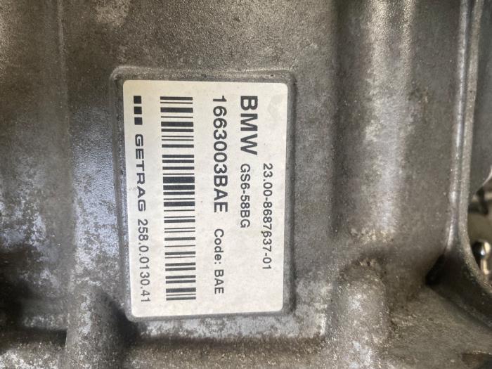 Getriebe van een MINI Mini (F55) 1.2 12V One First 2016